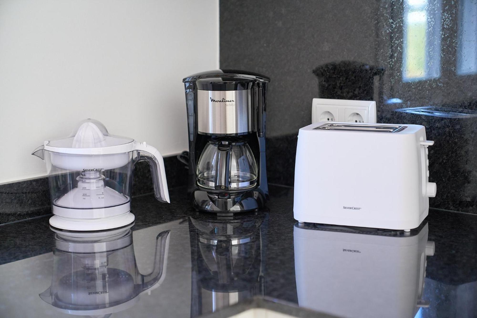 Apartamento Sanmartino Con Jacuzzi トゥイ エクステリア 写真