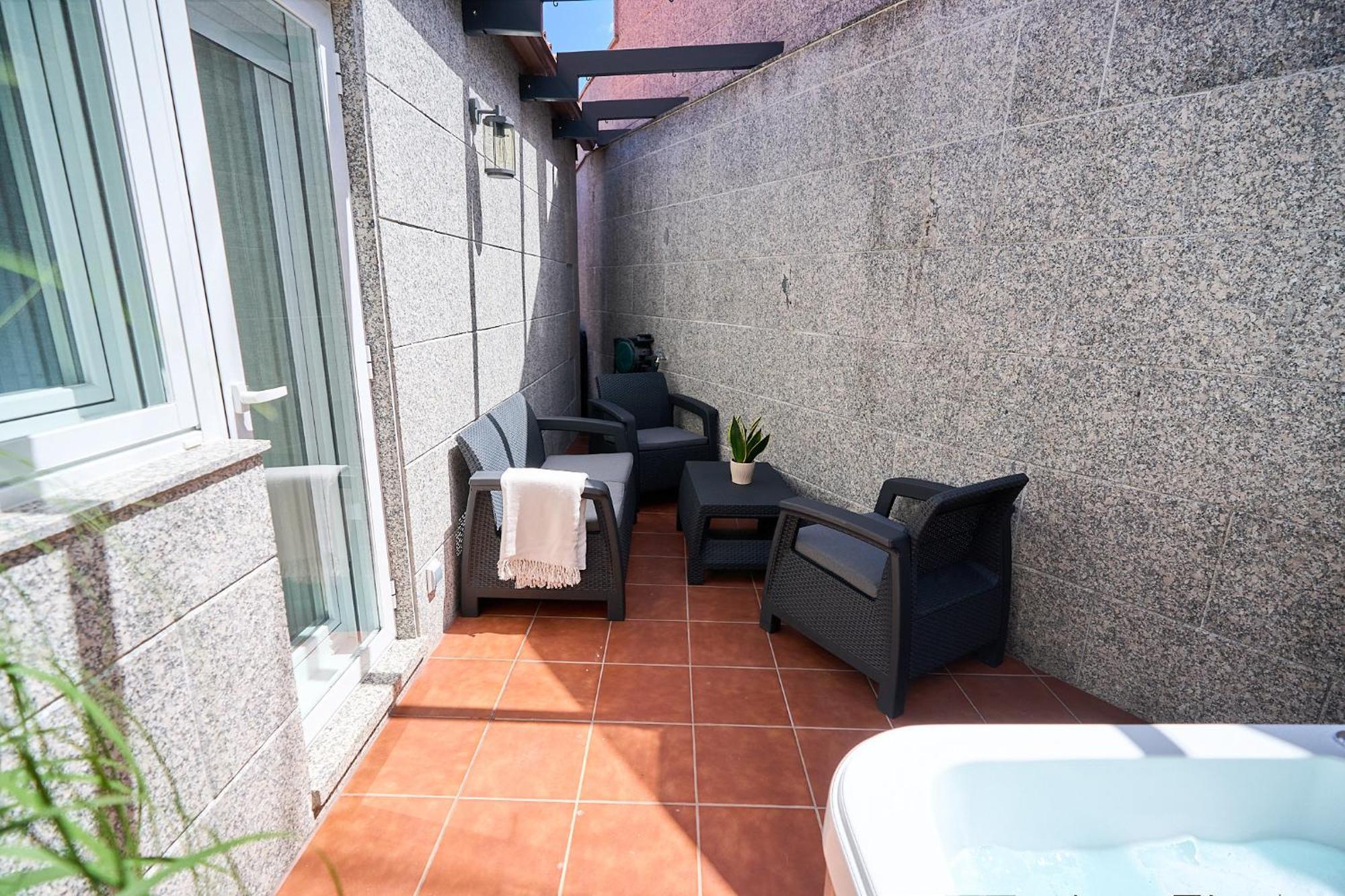 Apartamento Sanmartino Con Jacuzzi トゥイ エクステリア 写真